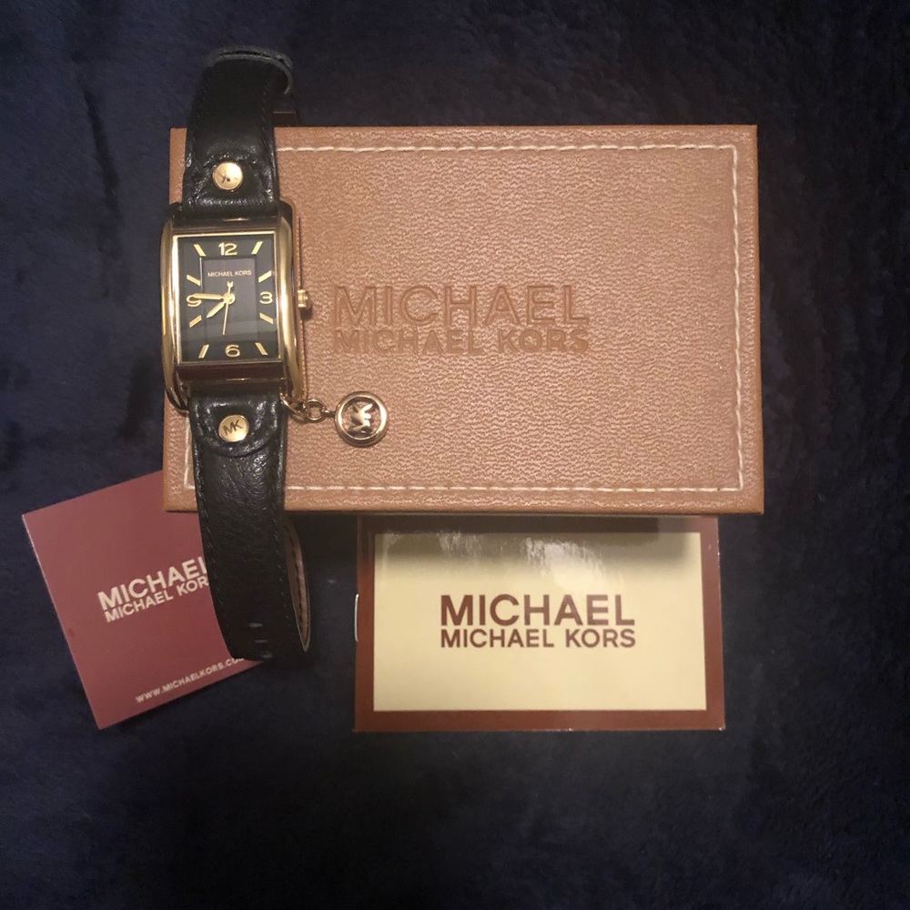 Michael Kors watch - Picture 1 of 2